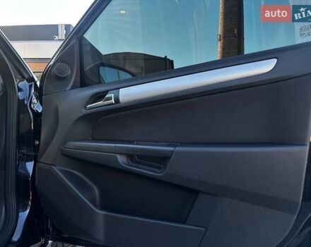 Опель Астра 2009 в Могилев-Подольском на Automoto.ua Черный Опель Астра, объемом двигателя 1.6 л и пробегом 275 тыс. км за 6900 $, фото 25 на Automoto.ua