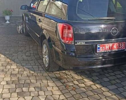 Черный Опель Астра, объемом двигателя 1.6 л и пробегом 249 тыс. км за 5650 $, фото 2 на Automoto.ua