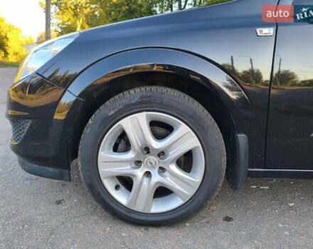 Черный Опель Астра, объемом двигателя 1.6 л и пробегом 186 тыс. км за 6100 $, фото 24 на Automoto.ua