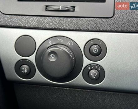 Опель Астра 2009 в Киеве на Automoto.ua Черный Опель Астра, объемом двигателя 1.6 л и пробегом 282 тыс. км за 5990 $, фото 20 на Automoto.ua