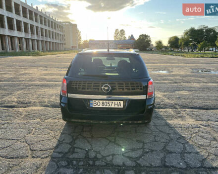 Опель Астра 2009 в Тернополе на Automoto.ua Черный Опель Астра, объемом двигателя 1.6 л и пробегом 261 тыс. км за 5600 $, фото 7 на Automoto.ua