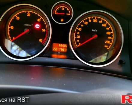 Черный Опель Астра, объемом двигателя 1.7 л и пробегом 222 тыс. км за 5700 $, фото 4 на Automoto.ua