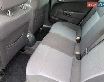 Черный Опель Астра, объемом двигателя 1.8 л и пробегом 178 тыс. км за 6800 $, фото 8 на Automoto.ua