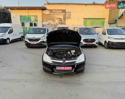 Черный Опель Астра, объемом двигателя 1.4 л и пробегом 170 тыс. км за 4900 $, фото 13 на Automoto.ua