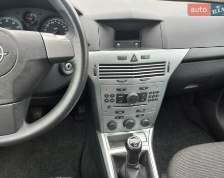 Чорний Опель Астра, об'ємом двигуна 1.8 л та пробігом 200 тис. км за 5750 $, фото 48 на Automoto.ua