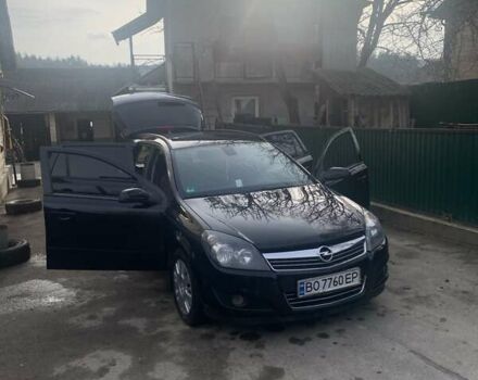 Черный Опель Астра, объемом двигателя 1.69 л и пробегом 250 тыс. км за 6500 $, фото 1 на Automoto.ua