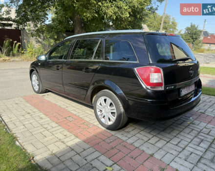 Черный Опель Астра, объемом двигателя 1.8 л и пробегом 241 тыс. км за 5500 $, фото 5 на Automoto.ua