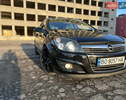 Опель Астра 2009 в Тернополе на Automoto.ua Черный Опель Астра, объемом двигателя 1.6 л и пробегом 261 тыс. км за 5600 $, фото 4 на Automoto.ua