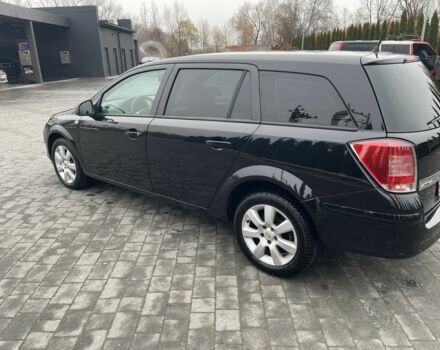 Черный Опель Астра, объемом двигателя 1.6 л и пробегом 260 тыс. км за 5550 $, фото 10 на Automoto.ua