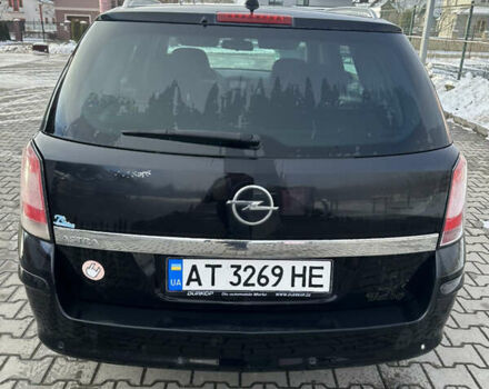 Чорний Опель Астра, об'ємом двигуна 1.6 л та пробігом 277 тис. км за 4700 $, фото 2 на Automoto.ua
