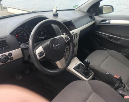 Опель Астра 2009 в Тлумаче на Automoto.ua Черный Опель Астра, объемом двигателя 1.7 л и пробегом 249 тыс. км за 4900 $, фото 6 на Automoto.ua