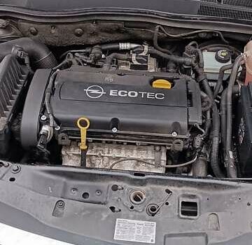 Черный Опель Астра, объемом двигателя 1.6 л и пробегом 216 тыс. км за 5500 $, фото 5 на Automoto.ua