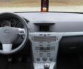Черный Опель Астра, объемом двигателя 1.6 л и пробегом 246 тыс. км за 5750 $, фото 22 на Automoto.ua