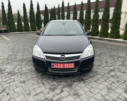 Черный Опель Астра, объемом двигателя 1.6 л и пробегом 260 тыс. км за 5550 $, фото 2 на Automoto.ua