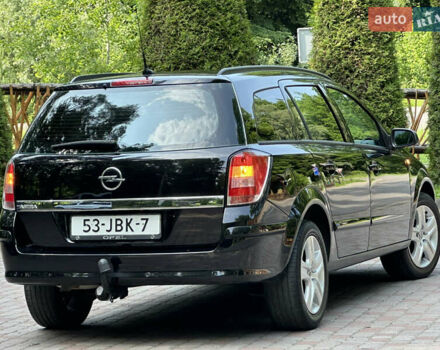 Черный Опель Астра, объемом двигателя 1.6 л и пробегом 157 тыс. км за 5499 $, фото 2 на Automoto.ua