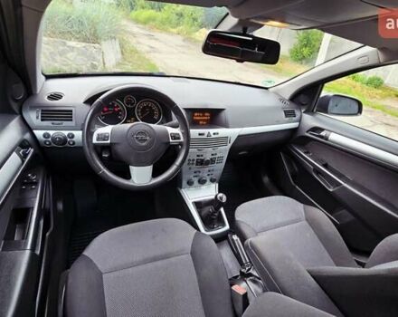 Черный Опель Астра, объемом двигателя 1.6 л и пробегом 238 тыс. км за 6299 $, фото 1 на Automoto.ua