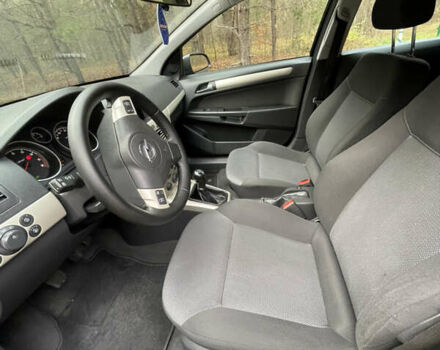 Черный Опель Астра, объемом двигателя 1.6 л и пробегом 191 тыс. км за 5999 $, фото 8 на Automoto.ua