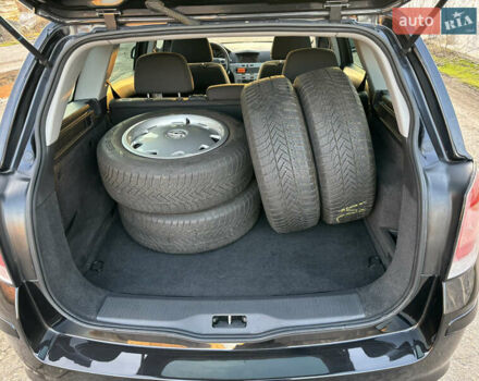 Черный Опель Астра, объемом двигателя 1.6 л и пробегом 217 тыс. км за 6200 $, фото 14 на Automoto.ua