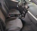 Черный Опель Астра, объемом двигателя 1.6 л и пробегом 252 тыс. км за 5250 $, фото 6 на Automoto.ua