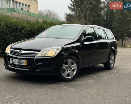 Черный Опель Астра, объемом двигателя 1.6 л и пробегом 228 тыс. км за 5750 $, фото 1 на Automoto.ua
