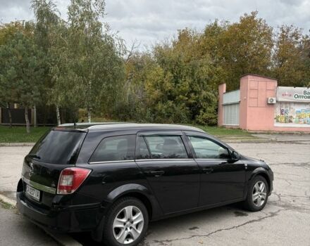 Опель Астра 2010 в Умани на Automoto.ua Черный Опель Астра, объемом двигателя 1.7 л и пробегом 240 тыс. км за 5600 $, фото 12 на Automoto.ua