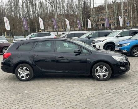 Черный Опель Астра, объемом двигателя 1.6 л и пробегом 172 тыс. км за 8600 $, фото 7 на Automoto.ua