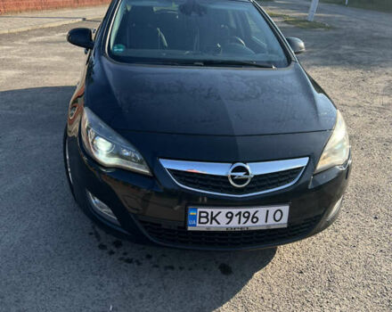 Черный Опель Астра, объемом двигателя 1.96 л и пробегом 312 тыс. км за 7800 $, фото 10 на Automoto.ua