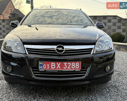 Черный Опель Астра, объемом двигателя 1.6 л и пробегом 252 тыс. км за 6400 $, фото 9 на Automoto.ua