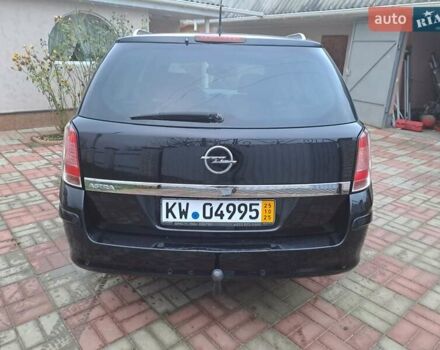 Черный Опель Астра, объемом двигателя 1.6 л и пробегом 209 тыс. км за 5800 $, фото 9 на Automoto.ua