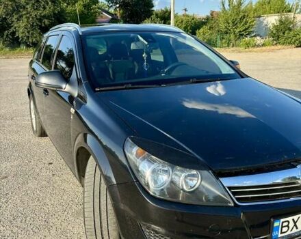 Черный Опель Астра, объемом двигателя 1.8 л и пробегом 255 тыс. км за 6100 $, фото 3 на Automoto.ua