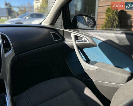 Черный Опель Астра, объемом двигателя 1.36 л и пробегом 250 тыс. км за 6200 $, фото 42 на Automoto.ua