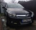 Черный Опель Астра, объемом двигателя 1.6 л и пробегом 200 тыс. км за 5700 $, фото 1 на Automoto.ua