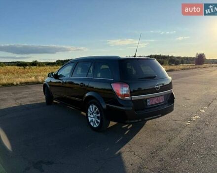 Черный Опель Астра, объемом двигателя 1.6 л и пробегом 175 тыс. км за 6300 $, фото 3 на Automoto.ua