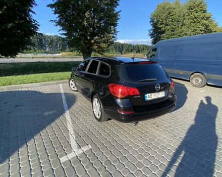Черный Опель Астра, объемом двигателя 1.96 л и пробегом 294 тыс. км за 8400 $, фото 6 на Automoto.ua
