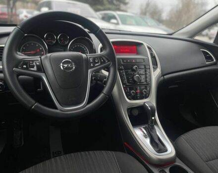 Черный Опель Астра, объемом двигателя 1.6 л и пробегом 172 тыс. км за 8600 $, фото 15 на Automoto.ua