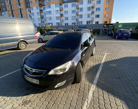 Черный Опель Астра, объемом двигателя 1.96 л и пробегом 294 тыс. км за 8400 $, фото 2 на Automoto.ua