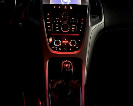 Чорний Опель Астра, об'ємом двигуна 1.69 л та пробігом 285 тис. км за 5999 $, фото 12 на Automoto.ua