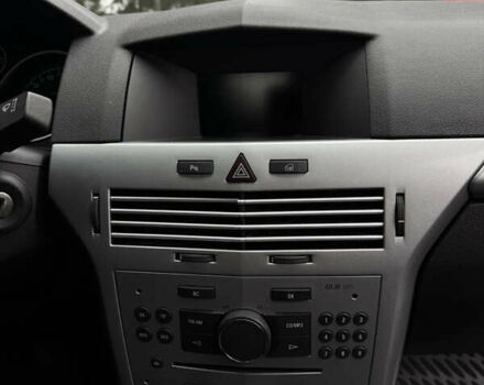 Черный Опель Астра, объемом двигателя 1.6 л и пробегом 228 тыс. км за 5750 $, фото 23 на Automoto.ua