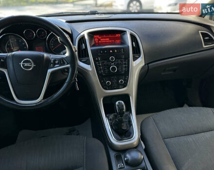 Черный Опель Астра, объемом двигателя 1.36 л и пробегом 250 тыс. км за 6200 $, фото 37 на Automoto.ua