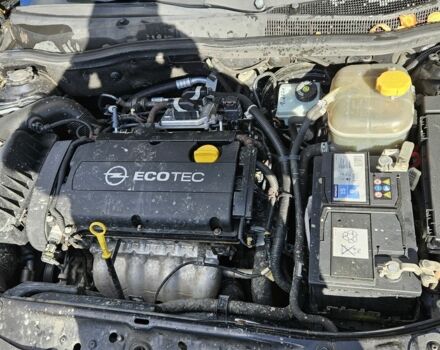 Опель Астра 2010 в Коломые на Automoto.ua Черный Опель Астра, объемом двигателя 1.8 л и пробегом 272 тыс. км за 5600 $, фото 7 на Automoto.ua