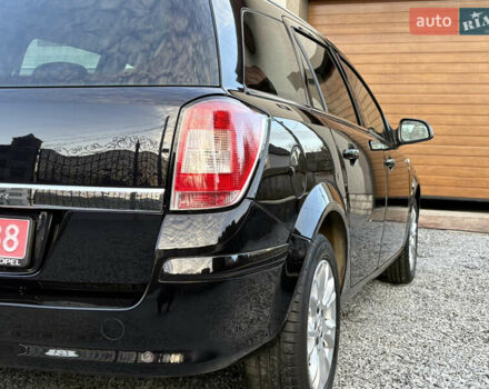 Черный Опель Астра, объемом двигателя 1.6 л и пробегом 252 тыс. км за 6400 $, фото 16 на Automoto.ua