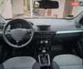 Черный Опель Астра, объемом двигателя 1.6 л и пробегом 209 тыс. км за 5800 $, фото 4 на Automoto.ua