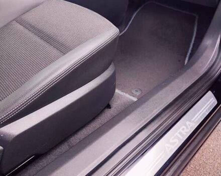 Черный Опель Астра, объемом двигателя 1.6 л и пробегом 172 тыс. км за 5350 $, фото 25 на Automoto.ua