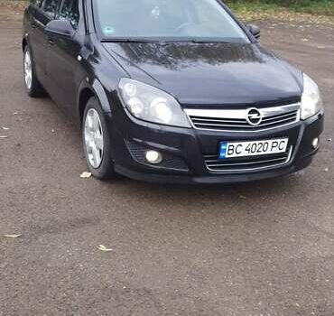 Черный Опель Астра, объемом двигателя 1.69 л и пробегом 252 тыс. км за 5600 $, фото 8 на Automoto.ua