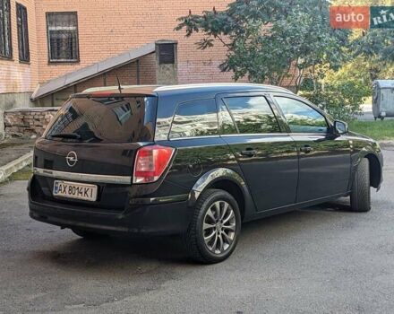 Опель Астра 2010 в Полтаве на Automoto.ua Черный Опель Астра, объемом двигателя 1.6 л и пробегом 226 тыс. км за 5600 $, фото 6 на Automoto.ua