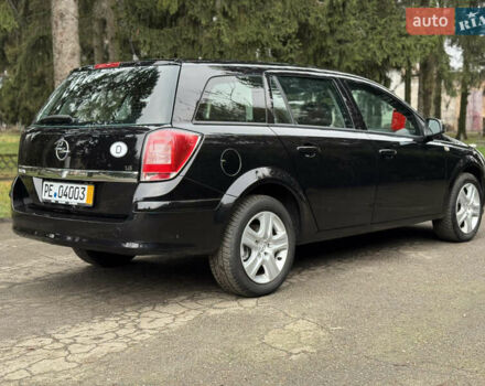 Черный Опель Астра, объемом двигателя 1.6 л и пробегом 228 тыс. км за 5750 $, фото 4 на Automoto.ua