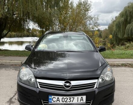 Опель Астра 2010 в Умани на Automoto.ua Черный Опель Астра, объемом двигателя 1.7 л и пробегом 240 тыс. км за 5600 $, фото 8 на Automoto.ua