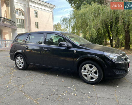 Черный Опель Астра, объемом двигателя 1.6 л и пробегом 200 тыс. км за 6400 $, фото 3 на Automoto.ua
