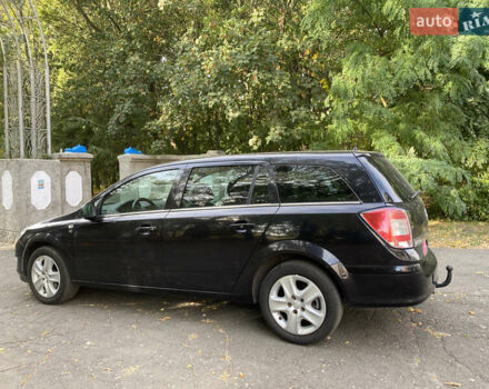 Черный Опель Астра, объемом двигателя 1.6 л и пробегом 200 тыс. км за 6400 $, фото 15 на Automoto.ua