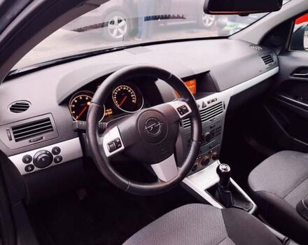 Черный Опель Астра, объемом двигателя 1.6 л и пробегом 237 тыс. км за 5350 $, фото 23 на Automoto.ua